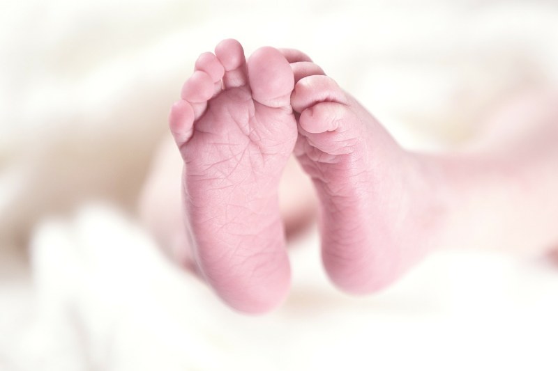 Perché conservare le impronte delle manine e piedini dei neonati?
