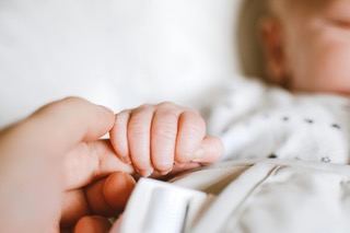 Servizio fotografico newborn: ecco 4 motivi per non fartelo scappare