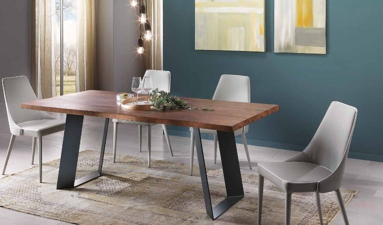 Che stile vuoi per il tuo nuovo tavolo?
