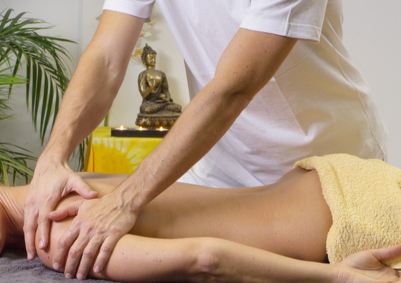 Corsi riconosciuti per massaggiatori: come diventare dei veri esperti